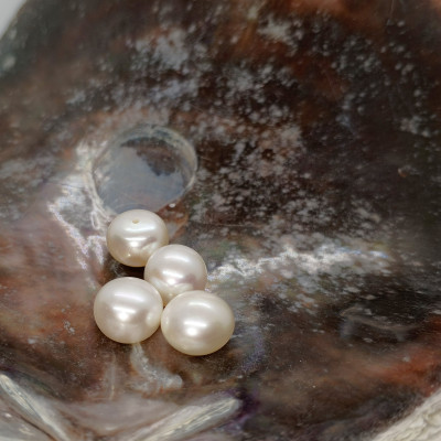Natural freshwater pearl 9,5-10mm drilled