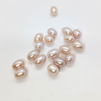 Natural freshwater pearl 7 - 7,5mm drop