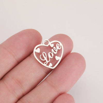 Přívěsek srdce s nápisem Love chirurgická ocel