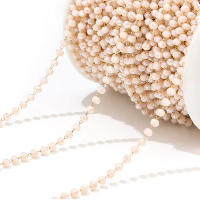 Řetízkovina s barevnými kuličkami