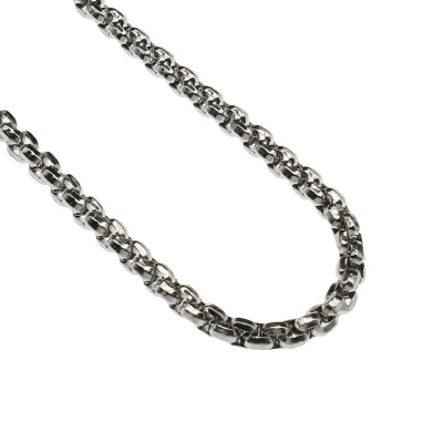 Roll of 2mm surgical steel chain link
