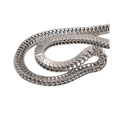 Fine chain with oval eyelets surgical steel
