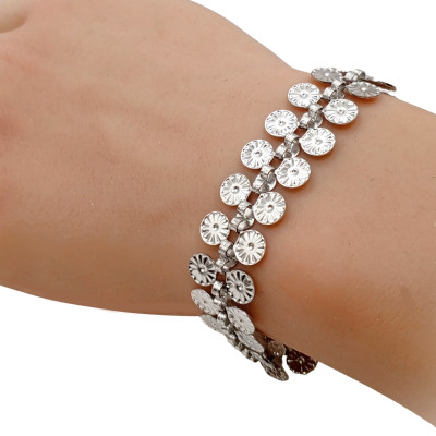 Fine chain with oval eyelets surgical steel