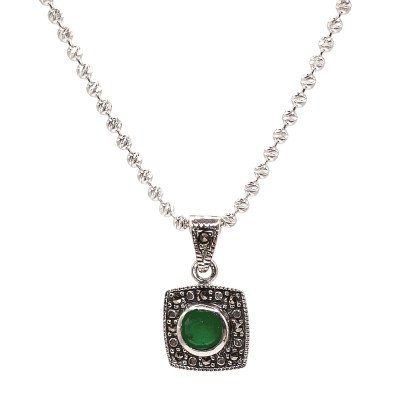 Pendant with green stone AG925/1000