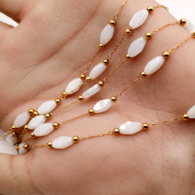 Chain with beaded flower, surgical steel