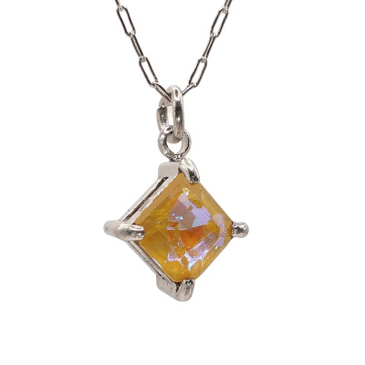 Cloverleaf pendant in two color combinations of surgical steel