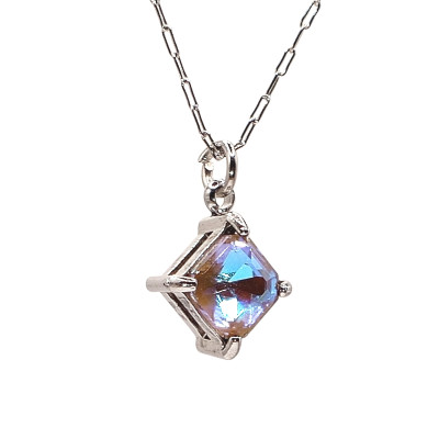 Cloverleaf pendant in two color combinations of surgical steel