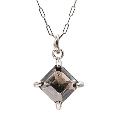 Cloverleaf pendant in two color combinations of surgical steel