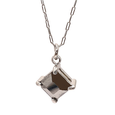 Cloverleaf pendant in two color combinations of surgical steel