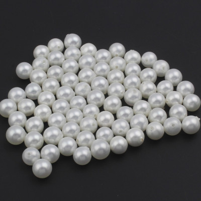 Laboratory pearls white