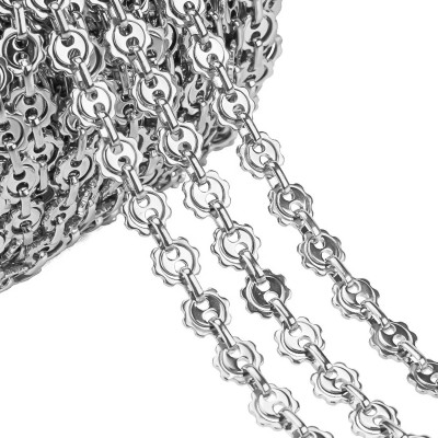 Station Chain with Button Links