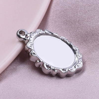 Triangle mold in two color combinations surgical steel 304