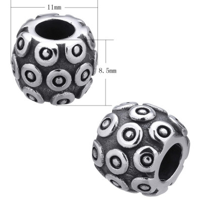 Korálek s ornamenty