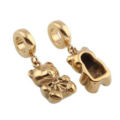 Ocko s přívěskem ve tvaru roztomilého medvídka