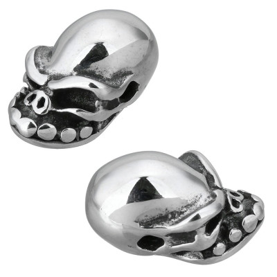 Bead winking surgical steel skull