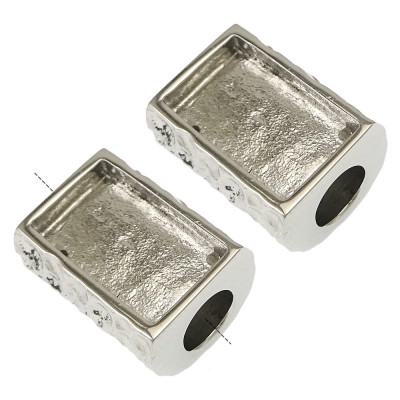 Trubička pro tmely a pryskyřice