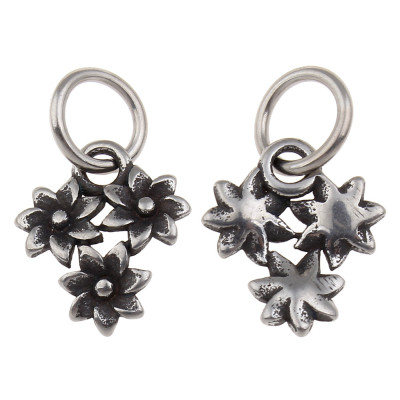 Pendant flower in antique silver patina of surgical steel