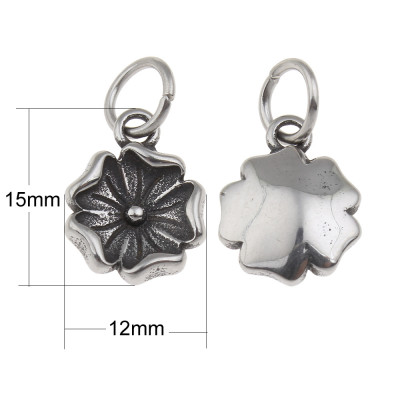 Pendant flower in antique silver patina of surgical steel