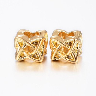 Korálek s velkým průvlekem zlacený