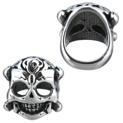 Bead with big skull streamer