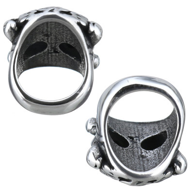 Korálek s velkým průvlekem lebka chirurgická ocel