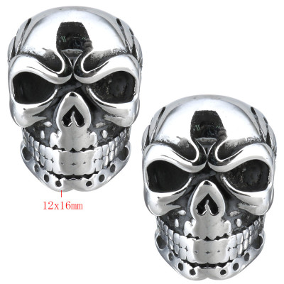 Bead with big skull streamer