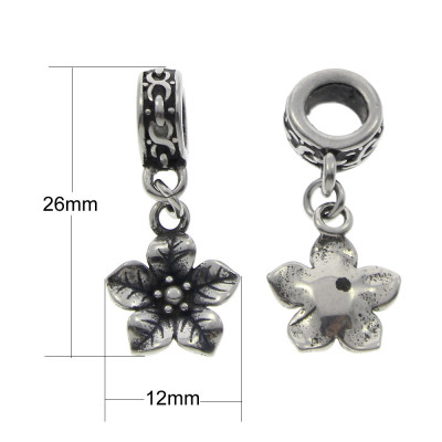 Pendant flower in antique silver patina of surgical steel