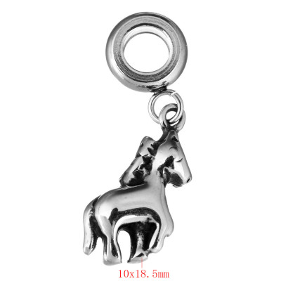 Foal pendant with eyelet made of surgical steel